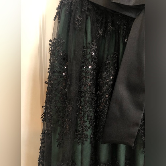 Modcloth Be Still My Heart dress by Darling size XS black and green, lace, bow - Picture 4 of 8